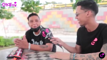 Sueña con tener un peñe entre sus piernas