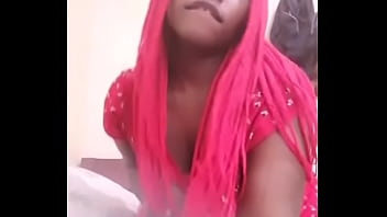 Pinky tight pussy under pant