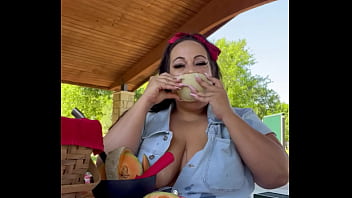 Slurpin fruit in the park