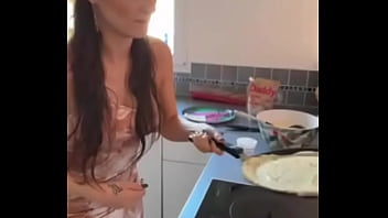 Aujourd’hui c’est la chandeleur demain je vous mets une petite vidéo ou Aujourd’hui c’est la chandeleur demain je vous mets une petite vidéo ou