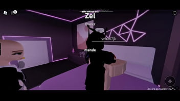 Follando en roblox