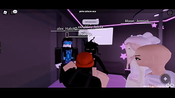 Follando en roblox