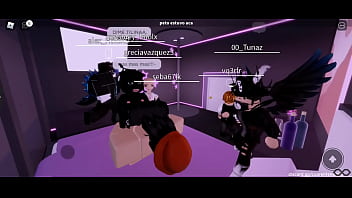 Follando en roblox