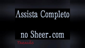 Enchendo o rabo da puta de porra