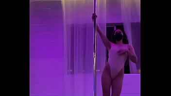 Lil dance for sum dick