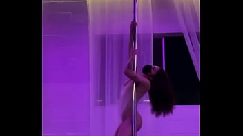 Lil dance for sum dick