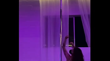 Lil dance for sum dick