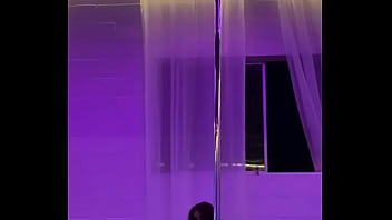 Lil dance for sum dick