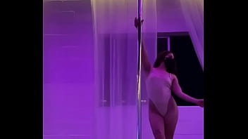 Lil dance for sum dick