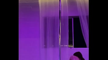 Lil dance for sum dick