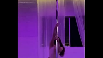 Lil dance for sum dick