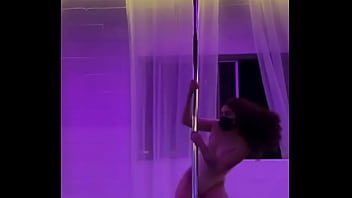 Lil dance for sum dick