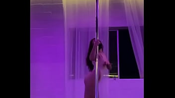 Lil dance for sum dick