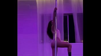 Lil dance for sum dick