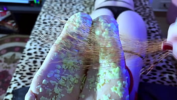 Tickling her soles was a dream come true