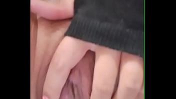 Manekizinha mostrando seu corpinho