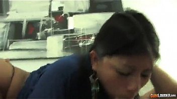 Puta colombiana cogiendo