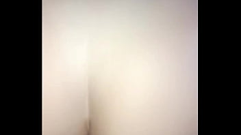 Como é bom subir em cima desse pau e sentir tudo dentro da minha bucetinha