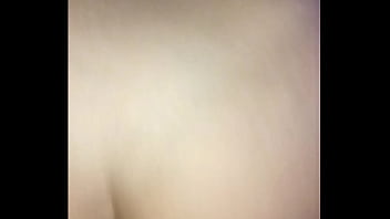 Como é bom subir em cima desse pau e sentir tudo dentro da minha bucetinha