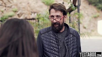 Helpless tourist babe trades her juicy lil cunt for a place to crash at