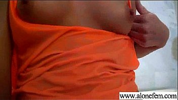 Pleasure to orgasm with sex toys for sexy girl movie 21