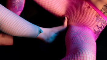 Lesbian foot worship session