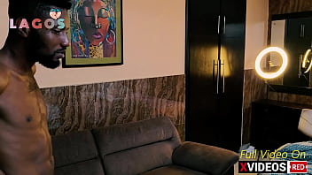 Ebony worker fucked hardcore by a bored guest in a hotel