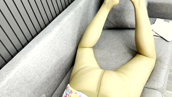 Diana douglas gets really horny in her pantyhose gives me a blowjob for good pov