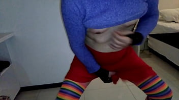 Taking pictures of her tits her boyfriend comes in and they fuck he shoots his cum on her round ass