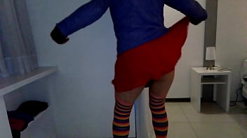 Taking pictures of her tits her boyfriend comes in and they fuck he shoots his cum on her round ass