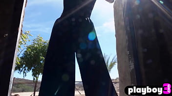 Sexy babe hannah le exposed stunning body and hot model enjoyed hot striptease for playboy