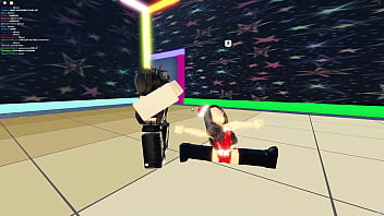 Two hot chicks fuck after party