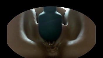 Corrida y gemidos mientras juegan con mi coño