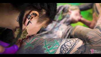 2 goth girls threesome with anal gapes prolapse