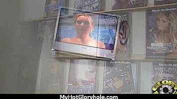 Gloryhole ebony girl booty shake and suck 5