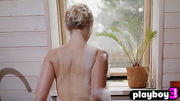 Sexy blonde teen model reveals stunning naked body Sexy blonde teen model reveals stunning naked body