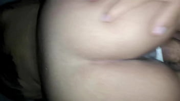 Montando por primera vez en la cama de un hotel peru