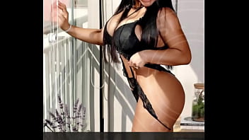 Com um corpo delicado e toda lisinha