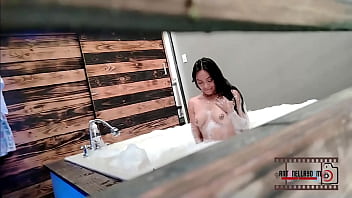 Espiando a mi vecina spying on my neighbor