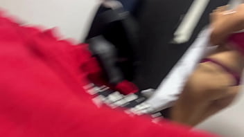 Hijastro le confiesa a su madrastra que le tiene muchas ganas desde el primer día