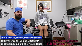 Examine my hooters zombae