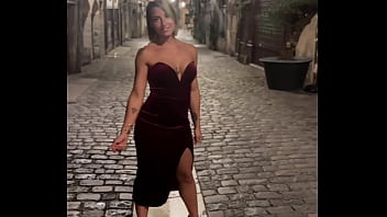 Tu cherches un actrice pour réaliser tes fantasmes tu es au bon endroit