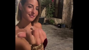 Tu cherches un actrice pour réaliser tes fantasmes tu es au bon endroit