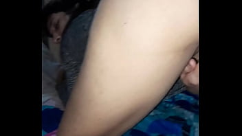 Polla negra le entra y la hace venir