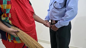 Servant jerking guard dick