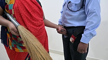 Servant jerking guard dick