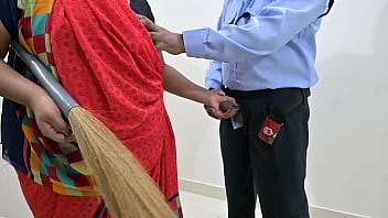 Servant jerking guard dick