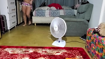 Adoro dançar de shorts curto