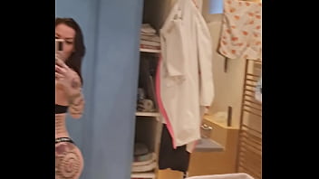 Coucou en direct de mes vacance comment allez vous aujourd'hui des new sur