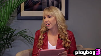 Wet babe enjoyed roleplay with her partner